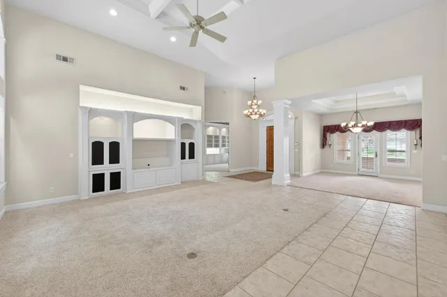 $1,100,000 | 6660 North St Catherine Court, Fresno, CA 93711