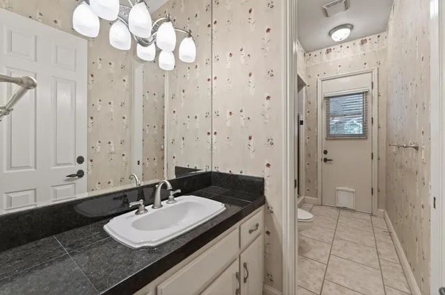 $1,100,000 | 6660 North St Catherine Court, Fresno, CA 93711