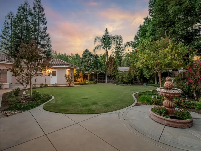 $1,100,000 | 6660 North St Catherine Court, Fresno, CA 93711