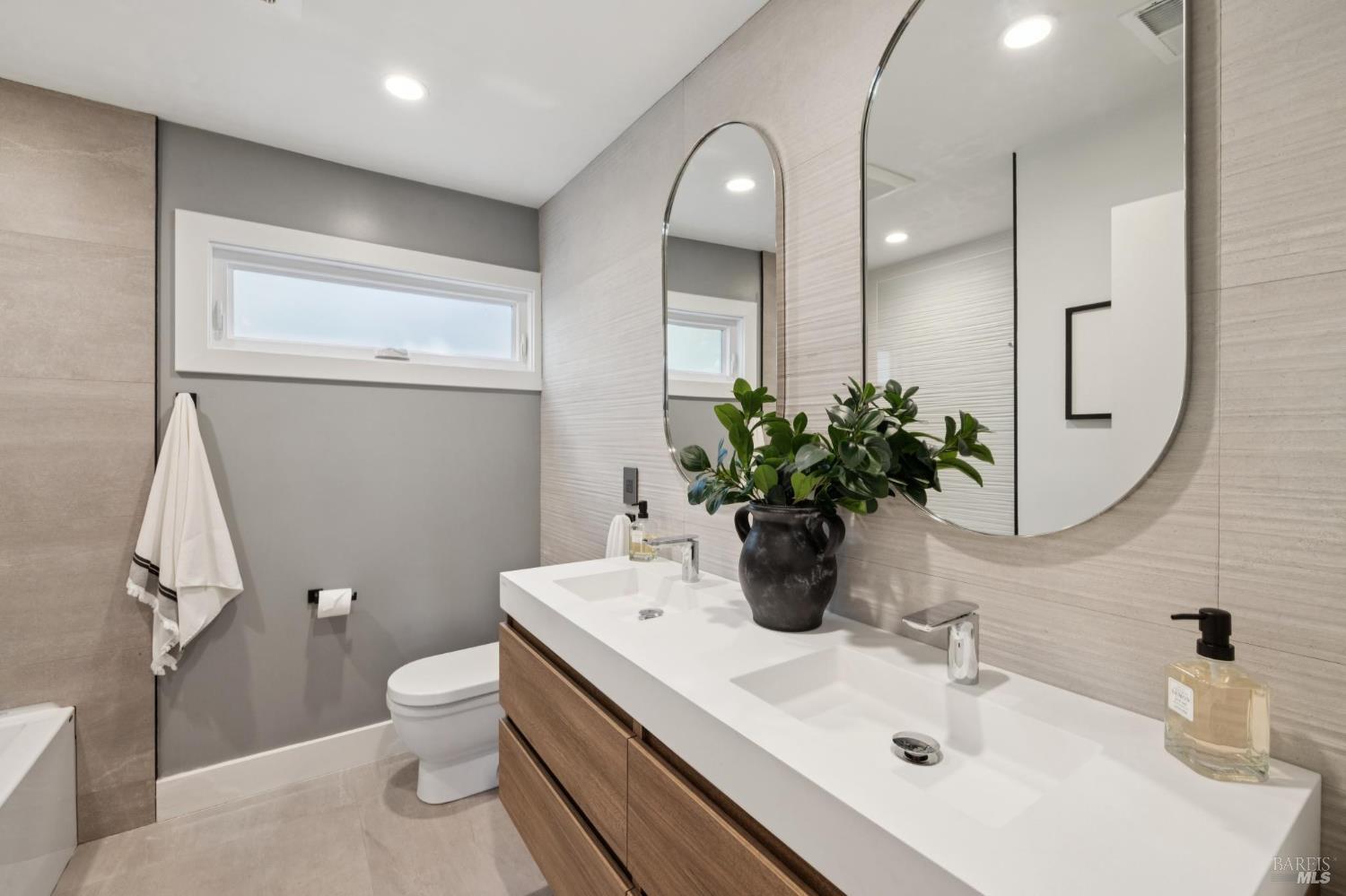 105 Oak Ridge Road San Rafael, CA 94903 - Photo 22 of 30