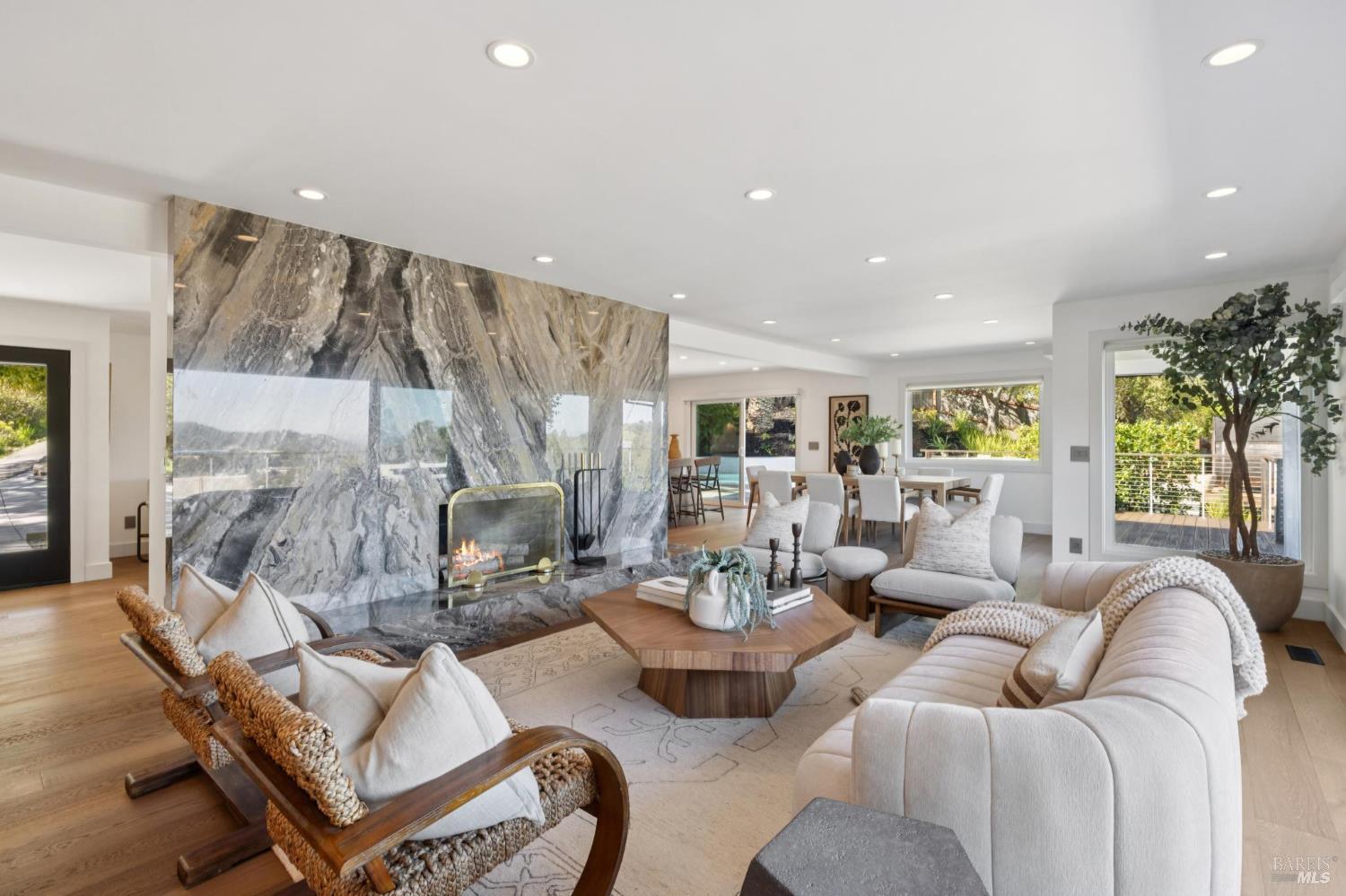 105 Oak Ridge Road San Rafael, CA 94903 - Photo 5 of 30