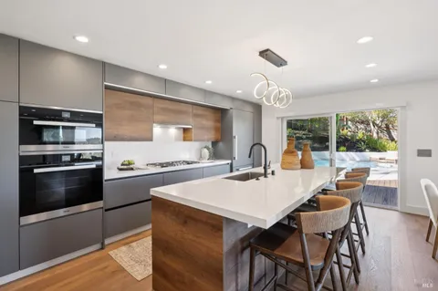 $2,695,000 | 105 Oak Ridge Road, San Rafael, CA 94903