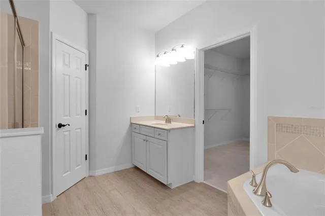 $899,999 | 455 Heathercreek Court, Oviedo, FL 32765