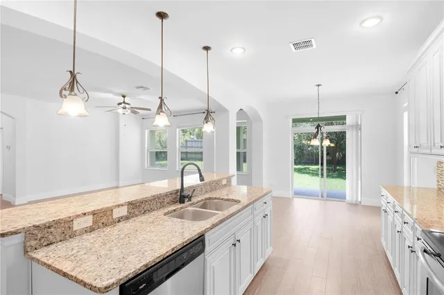 $899,999 | 455 Heathercreek Court, Oviedo, FL 32765