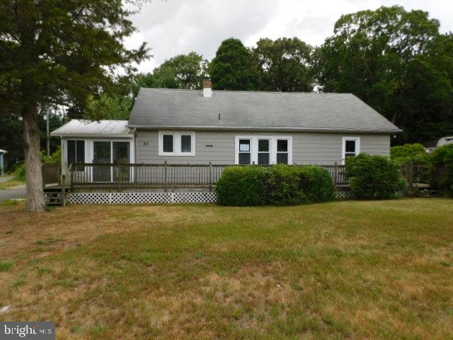27 Victory Road Bridgeton, NJ 08302 - Photo 1 of 17 Front View