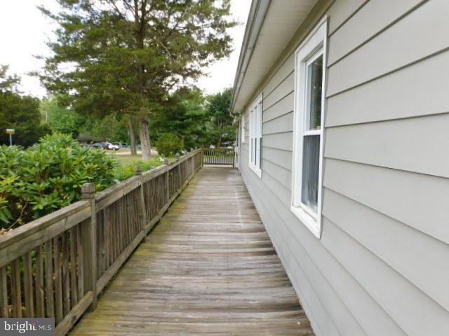 27 Victory Road Bridgeton, NJ 08302 - Photo 15 of 17 Porch