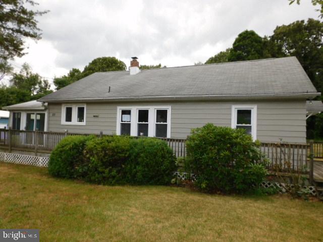 27 Victory Road Bridgeton, NJ 08302 - Photo 3 of 17 Front Side