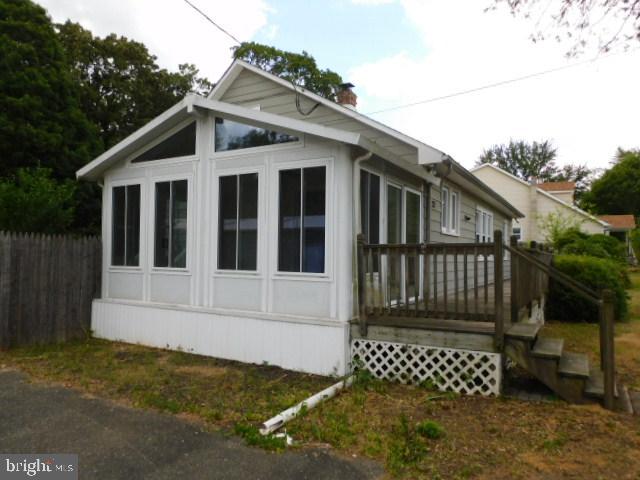 27 Victory Road Bridgeton, NJ 08302 - Photo 4 of 17 Side view