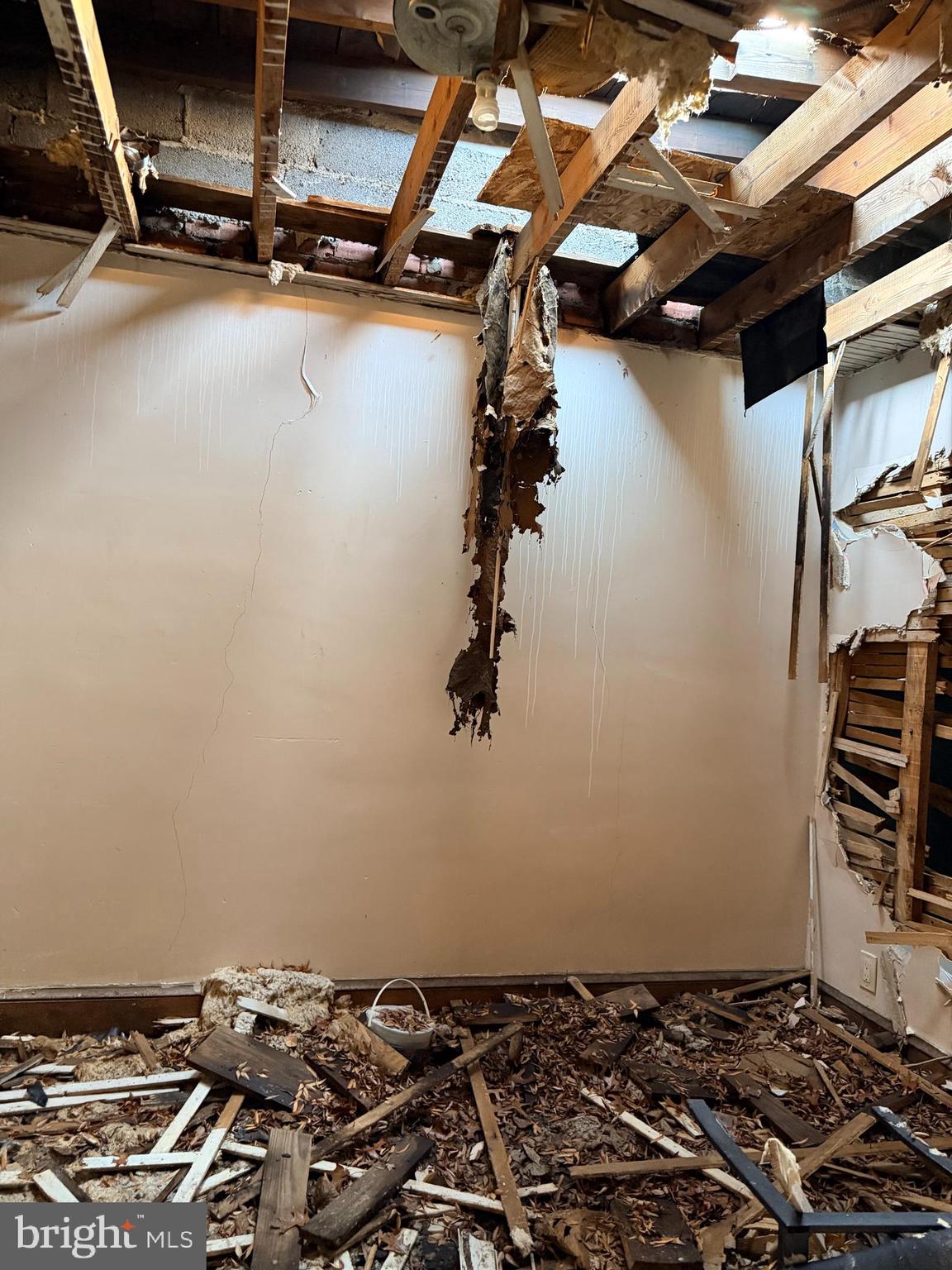 1502 19th Street Southeast Washington, DC 20020 - Photo 14 of 21 a view of a room with gym equipment