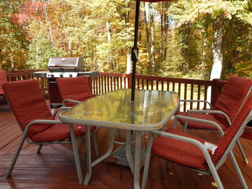 45 Cove Road Lunenburg, MA 01462 - Photo 3 of 24 a balcony view with a seating space