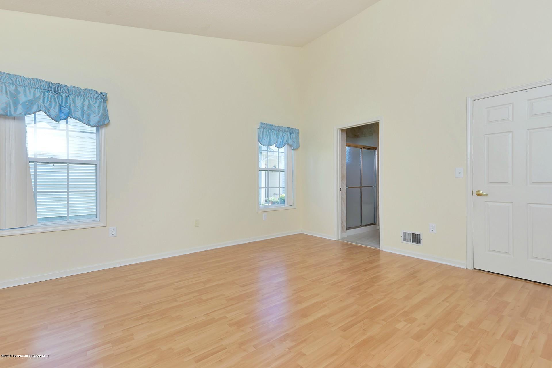 31 Riva Boulevard, Unit 616 Brick, NJ 08723 - Photo 10 of 15 Bedroom2