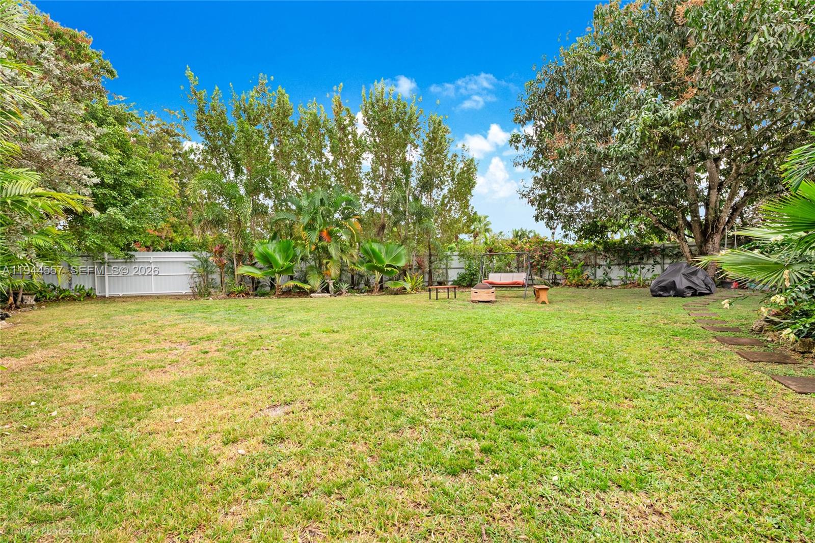 8265 Southwest 119th Street Miami, FL 33156 - Photo 31 of 34 a view of garden
