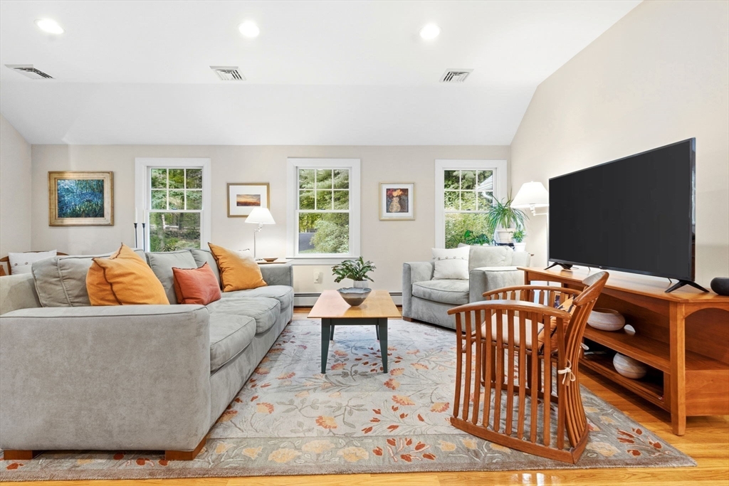 42 Cutler Road Andover, MA 01810 - Photo 6 of 33