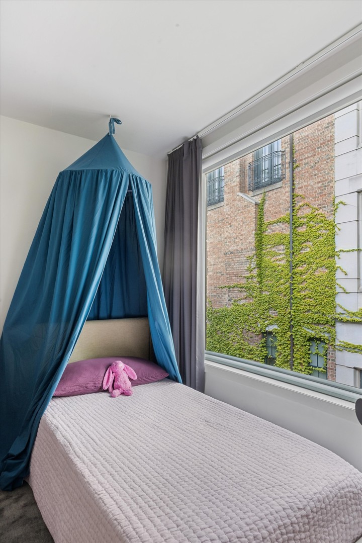 1926 North Mohawk Street, Unit 12 Chicago, IL 60614 - Photo 19 of 33