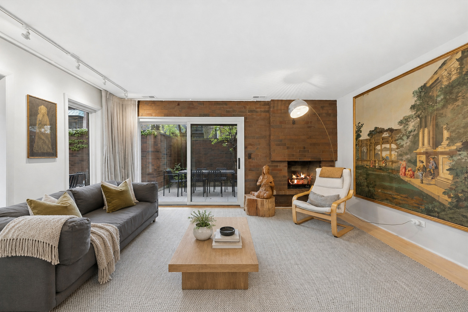 1926 North Mohawk Street, Unit 12 Chicago, IL 60614 - Photo 8 of 33