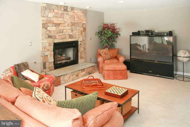 10623 Vale Road Oakton, VA 22124 - Photo 17 of 30 Basement