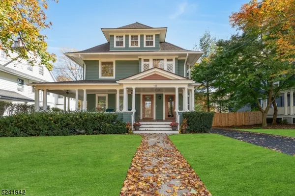 $3,300 | 111 Park Street, Unit 2, Montclair, NJ 07042