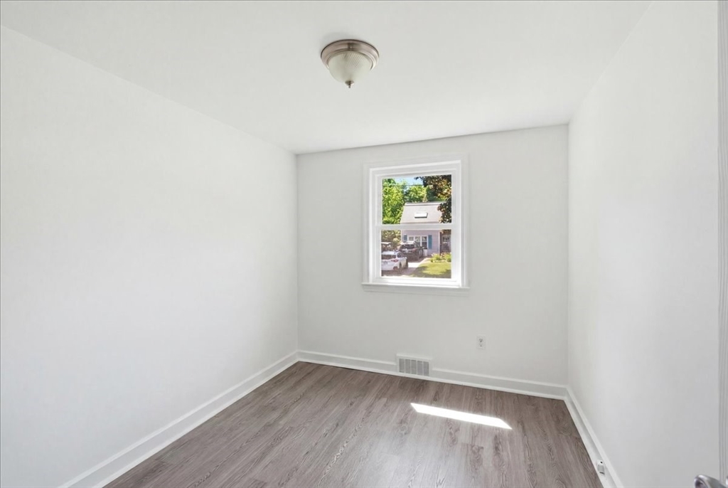 6 Jackson Road Scituate, MA 02066 - Photo 19 of 38