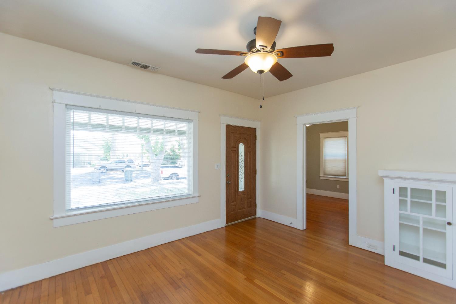 1027 West 21st Street Merced, CA 95340 - Photo 8 of 38