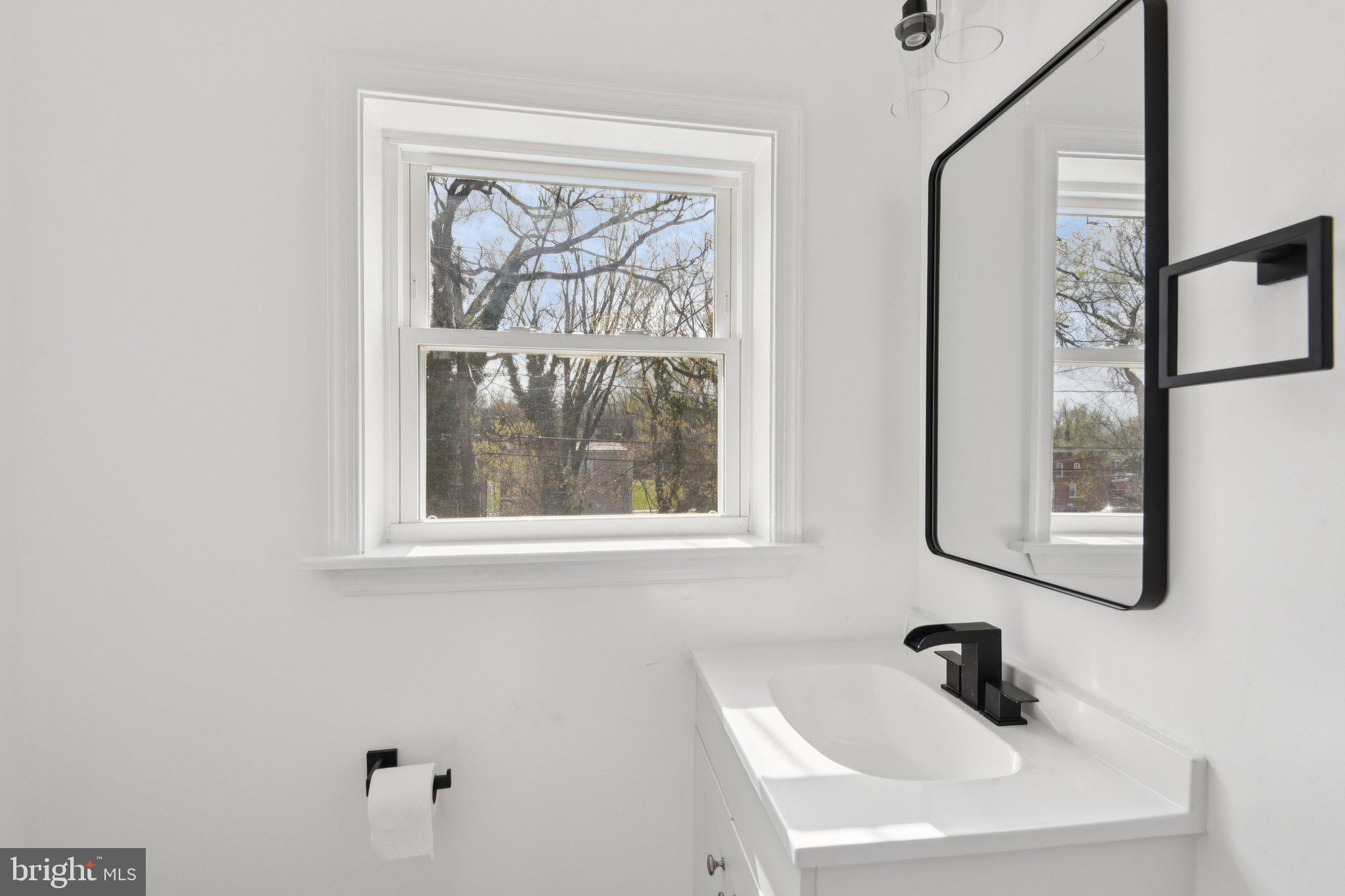 3922 Reisterstown Road Baltimore, MD 21215 - Photo 19 of 42