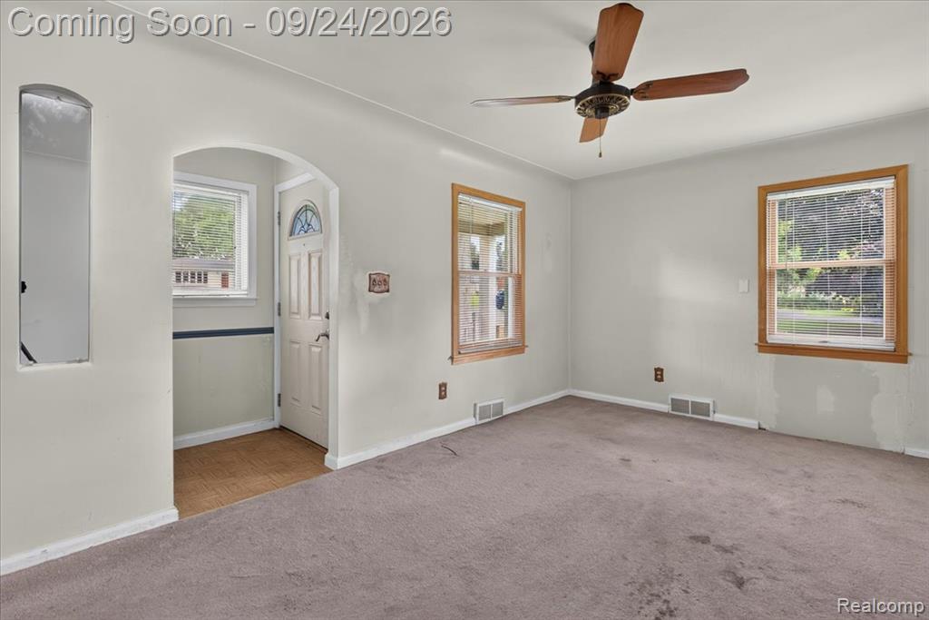 401 Lehigh Road Rochester Hills, MI 48307 - Photo 8 of 39 Gallery Image 8
