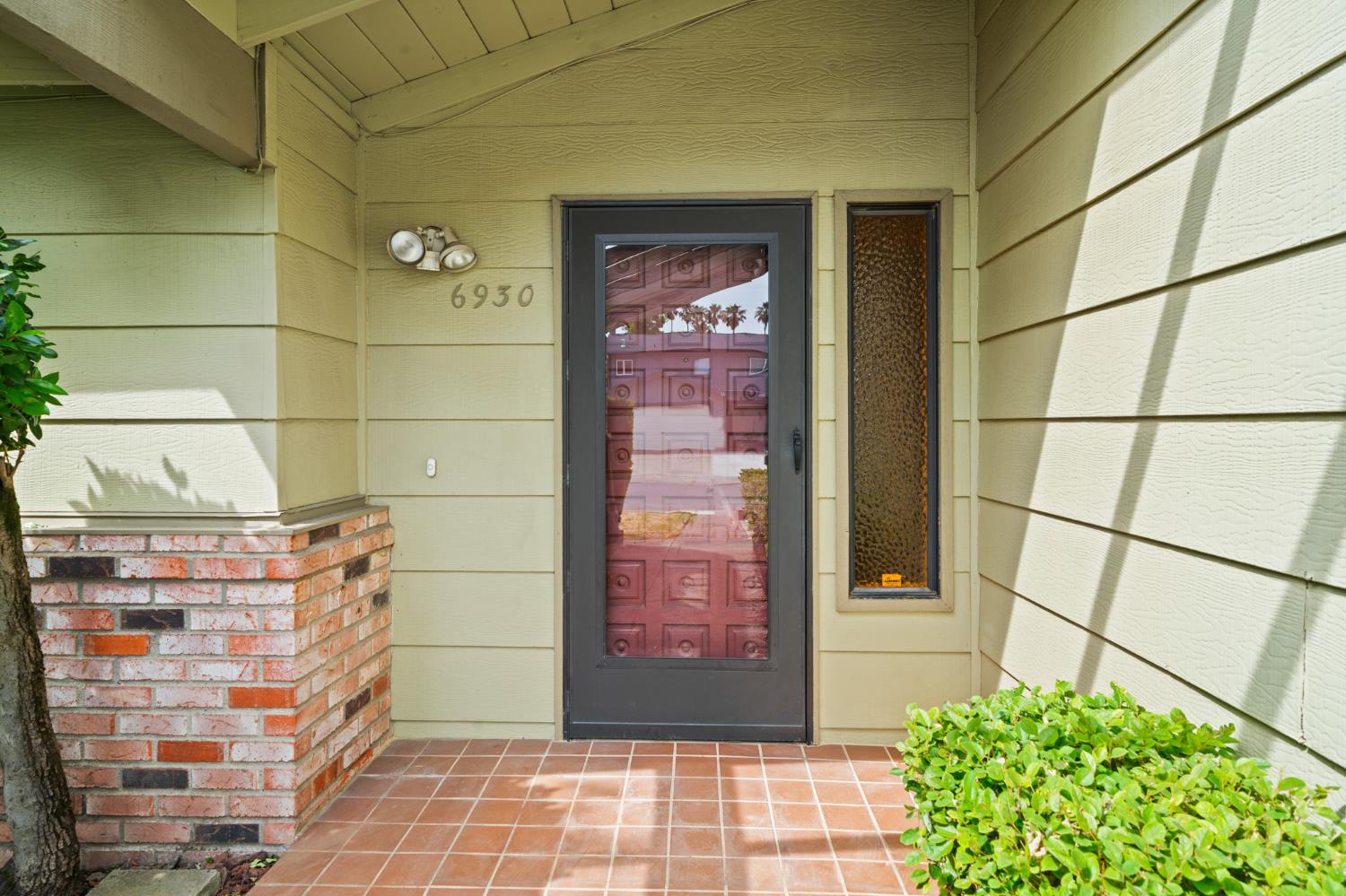 6930 Cobblestone Way Citrus Heights, CA 95621 - Photo 7 of 53