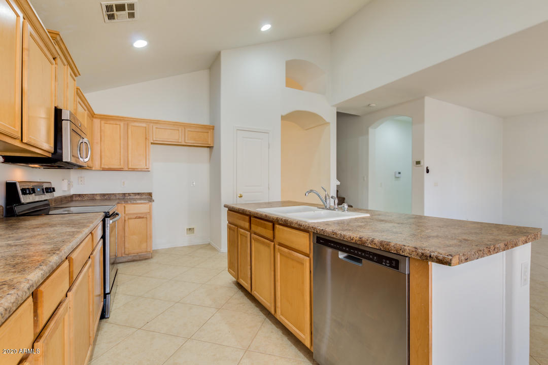 46142 West Amsterdam Road Maricopa, AZ 85139 - Photo 11 of 51 11-Amsterdam