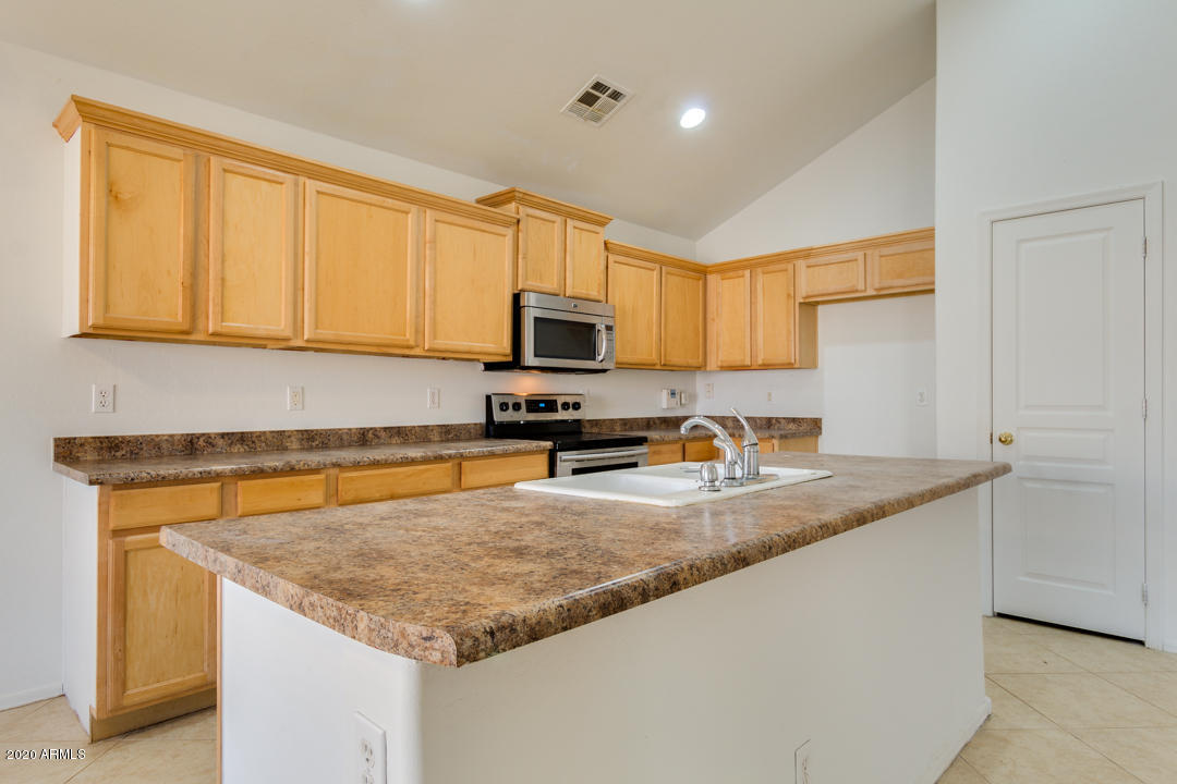 46142 West Amsterdam Road Maricopa, AZ 85139 - Photo 10 of 51 10-Amsterdam