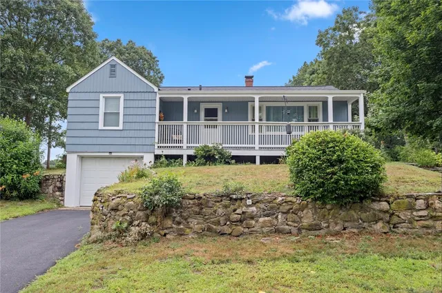 $499,900 | 4 East Stuart Street, Westerly, RI 02891