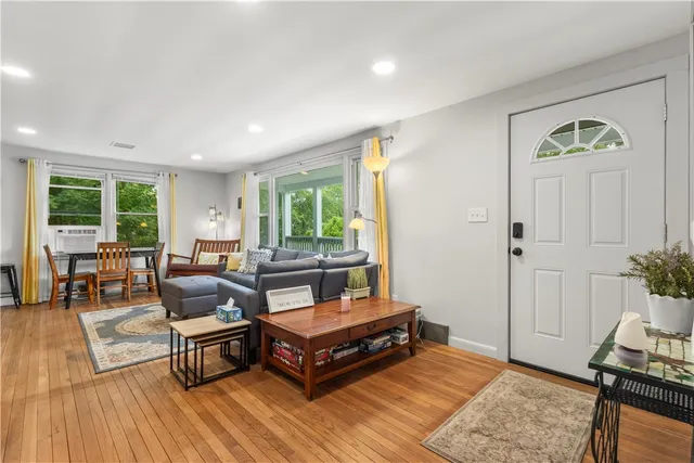 $499,900 | 4 East Stuart Street, Westerly, RI 02891