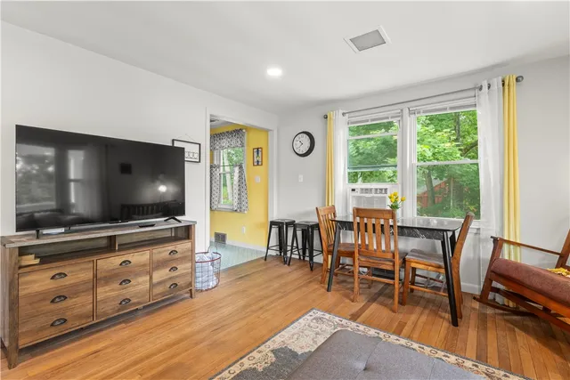 $499,900 | 4 East Stuart Street, Westerly, RI 02891