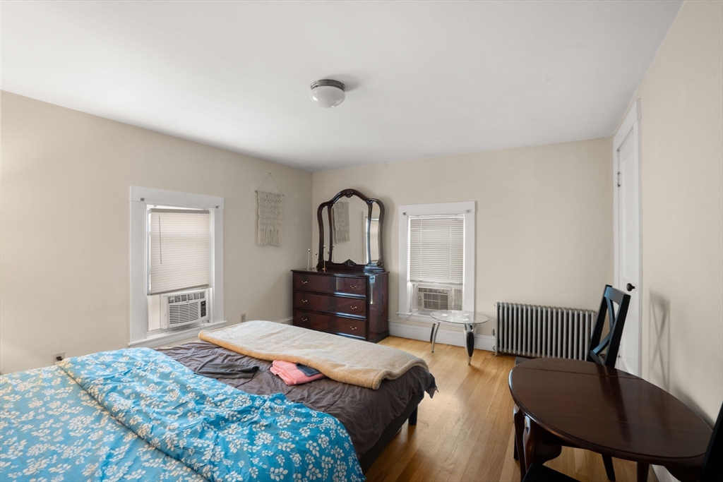 35 Middle Street Newton, MA 02458 - Photo 16 of 27