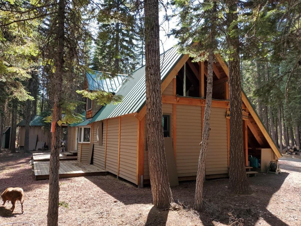 7 Diamond Lake Loop Chemult, OR 97731 - Photo 1 of 34 Primary Photo