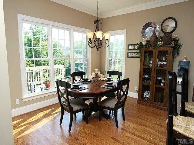 2604 Sunbriar Lane Raleigh, NC 27613 - Photo 7 of 25 Large Breakfast Room overlooks deck and back yard