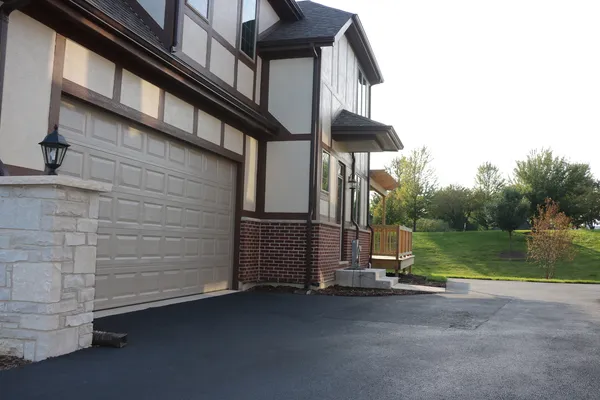 $3,300 | 12724 Wild Rye Court, Unit D, Plainfield, IL 60585