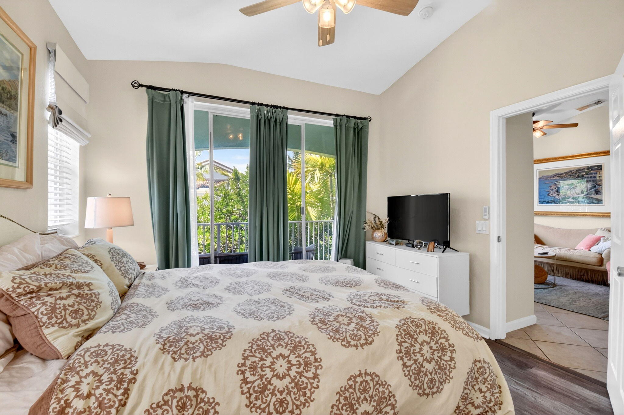 3271 Laurel Ridge Circle Riviera Beach, FL 33404 - Photo 19 of 31 primary bedroom