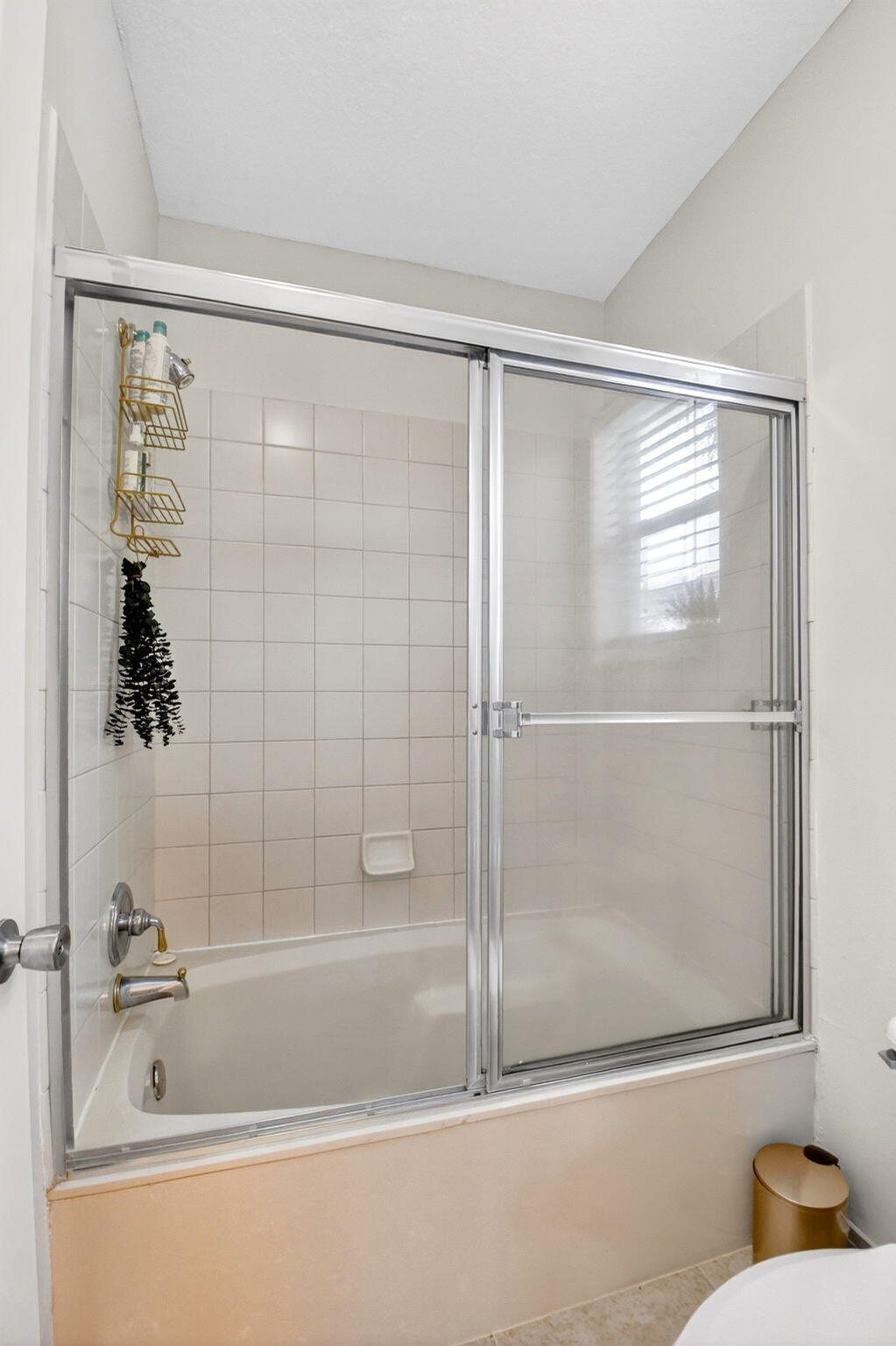 3271 Laurel Ridge Circle Riviera Beach, FL 33404 - Photo 22 of 31 primary shower/bath
