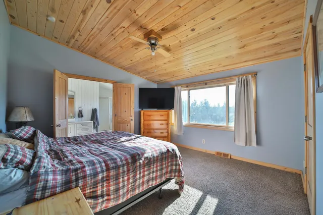 $459,900 | 23605 Highway 18, Deerwood, MN 56444