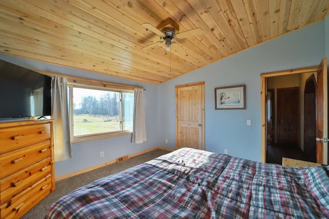 $459,900 | 23605 Highway 18, Deerwood, MN 56444