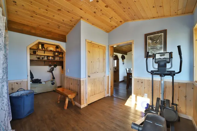 $459,900 | 23605 Highway 18, Deerwood, MN 56444