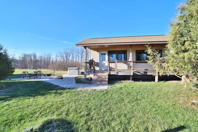 $459,900 | 23605 Highway 18, Deerwood, MN 56444