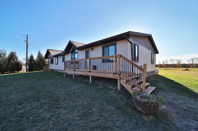 $459,900 | 23605 Highway 18, Deerwood, MN 56444