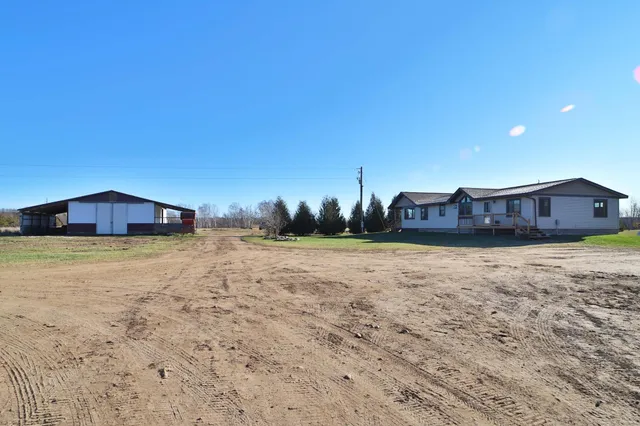 $459,900 | 23605 Highway 18, Deerwood, MN 56444