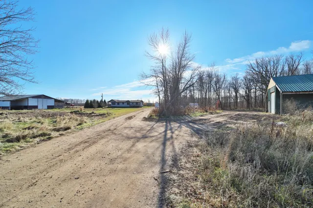 $459,900 | 23605 Highway 18, Deerwood, MN 56444