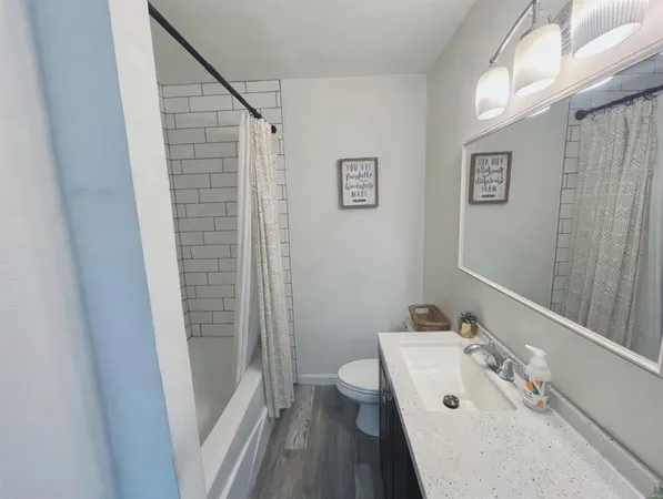 $1,425 | 411 West Taylor Street, Sherman, TX 75092