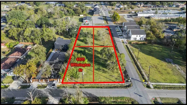 $139,900 | 4931 Wilmington Street, Houston, TX 77033