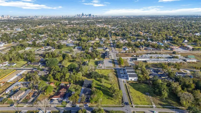 $139,900 | 4931 Wilmington Street, Houston, TX 77033