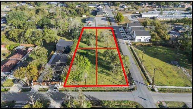 $139,900 | 4931 Wilmington Street, Houston, TX 77033