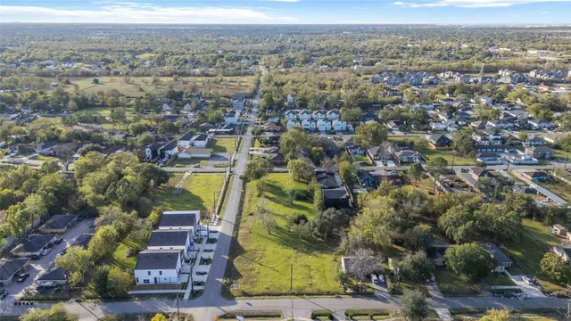 $139,900 | 4931 Wilmington Street, Houston, TX 77033