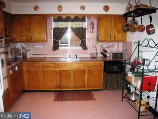 730 Hill Road Philadelphia, PA 19128 - Photo 4 of 6 Gallery Image 4